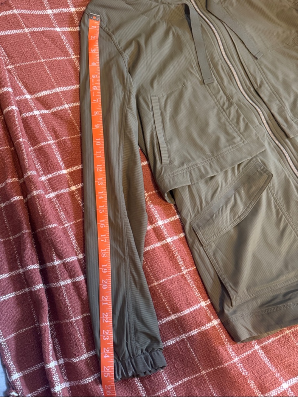 Lululemon Yogi Anorak Jacket - fatigue green - Picture 14 of 14